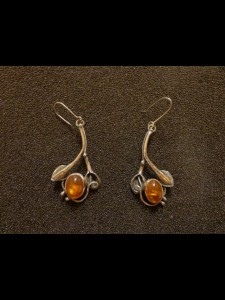 http://www.forvikingsonly.nu/140-349-thickbox/ear-rings-in-silver-with-polished-amber.jpg