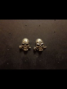 http://www.forvikingsonly.nu/200-409-thickbox/pin-skull.jpg