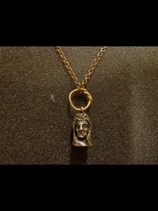 http://www.forvikingsonly.nu/212-421-thickbox/pendant-with-chain-ran.jpg