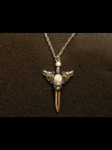 http://www.forvikingsonly.nu/227-436-thickbox/pendant-with-chain-dagger-and-wolves.jpg