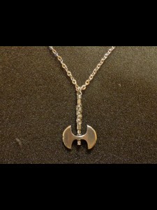 http://www.forvikingsonly.nu/231-440-thickbox/pendant-with-chain-double-axe.jpg