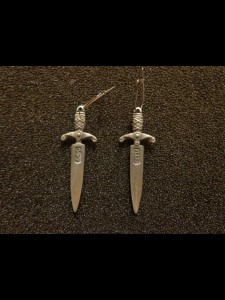 http://www.forvikingsonly.nu/266-475-thickbox/ear-ring-dagger.jpg