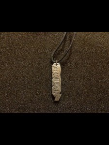 http://www.forvikingsonly.nu/274-483-thickbox/pendant-with-leather-necklace-around-father.jpg