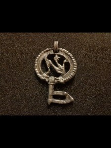 http://www.forvikingsonly.nu/276-485-thickbox/pendant-key.jpg