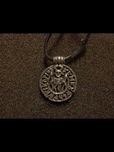 http://www.forvikingsonly.nu/279-488-thickbox/pendant-arms-dancer.jpg