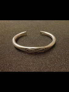 http://www.forvikingsonly.nu/293-502-thickbox/arm-ring.jpg